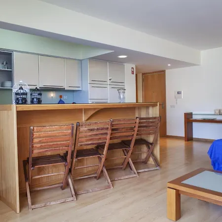 A23 - Marina Palm View