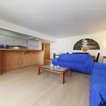 A23 - Marina Palm View * Λάγος