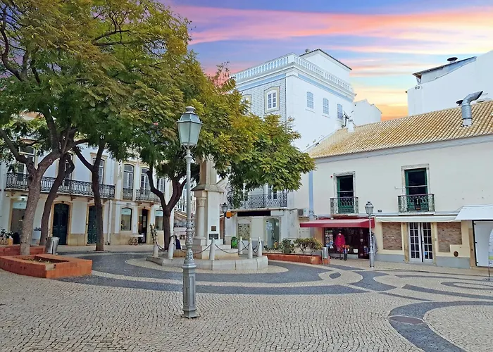 A23 - Marina Palm View Lagos